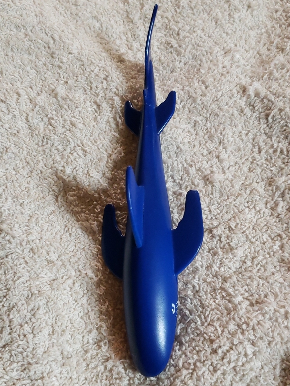 2002 Blue Diving/Gliding Torpedo Shark Pool Toy